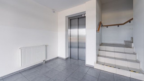 Na predaj 3 izbový byt s balkónom v obci Slovenský Grob  - fotografia 18