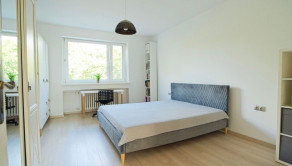 Na predaj priestranný a svetlý 2-izbový byt s balkónom - fotografia 15