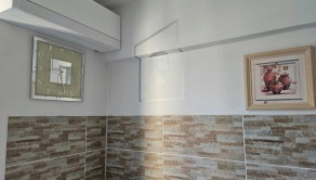Na predaj priestranný 3-izbový byt s balkónom na obľúbenej Oravskej ulici v Bratislave – Nivy TOP - fotografia 6
