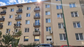 Na predaj priestranný 3-izbový byt s balkónom na obľúbenej Oravskej ulici v Bratislave – Nivy TOP - fotografia 39