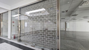 Obchodné priestory v pasáži na Obchodnej ulici, BA1 vhodné na predajňu, showroom, klientske centrum - fotografia 1