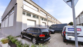 Hala na ľahkú výrobu / autoservis 225 m2 + 154 m2 plocha pred halou - fotografia 6
