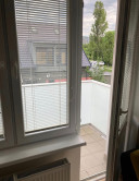 Na prenájom svetlý a udržiavaný 2-izbový byt na Hálkovej ulici v Bratislave - fotografia 9