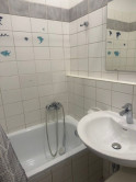 Na predaj priestranný 3,5-izbový byt s loggiou, 82,64 m² – Zimná ulica, Bratislava - fotografia 7