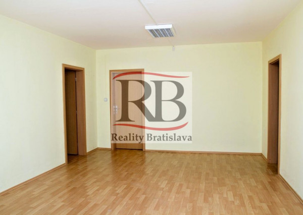 Kancelárie, Kopčianska, Bratislava V