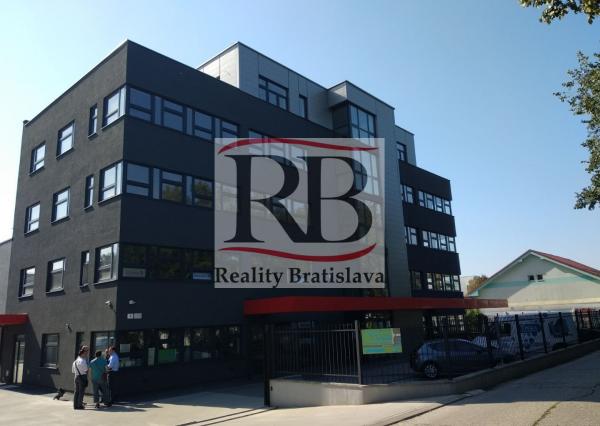 Kancelárske priestory na prenájom - 145m2 - 900m2, Elektrárenská - Nové mesto