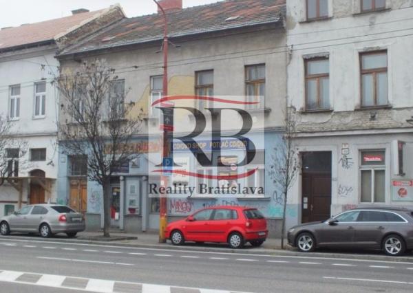 Rodinný dom na Šancovej ulici, Staré Mesto