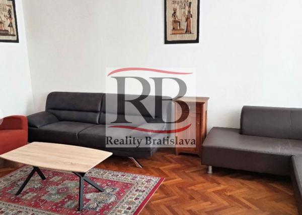 Na prenájom 3 izbový byt na Grösslingovej ulici v centre Bratislavy, BAI
