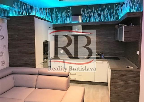 Na predaj 2 izbový byt na Baltskej ulici v Podunajských Biskupiciach