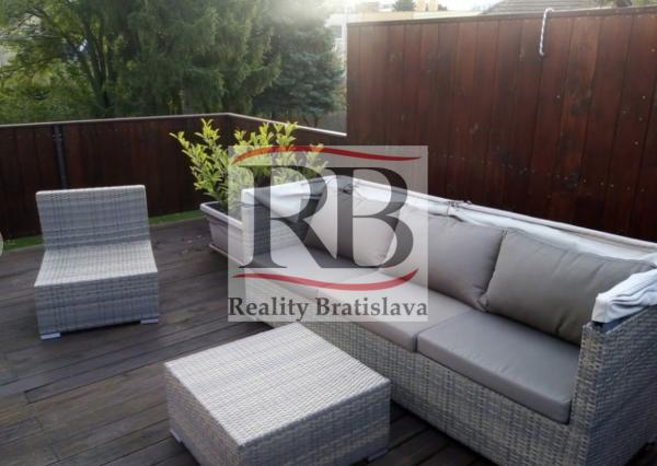 Na predaj rodinný dom v Bratislave, Ružinov – Prievoz