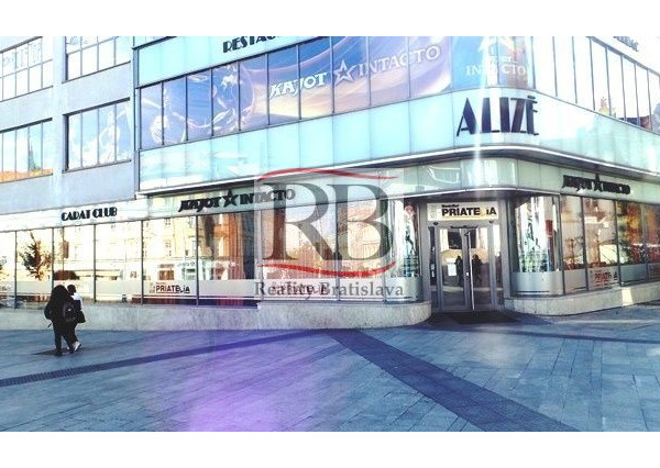 Obchodný priestor 363m² v BA I - Starom Meste na prenájom