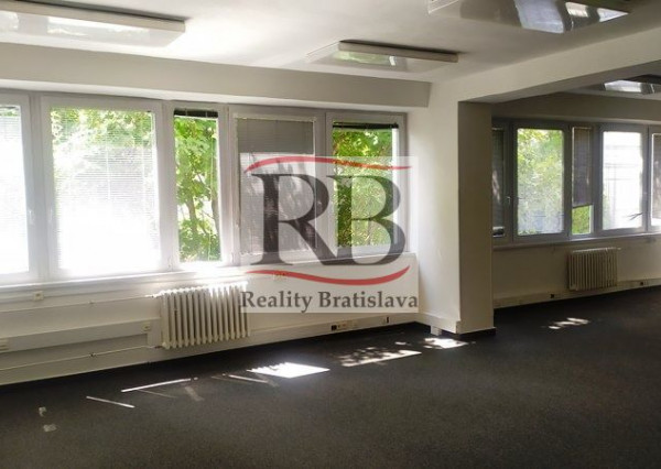 Kancelária 72,9m² v BA III na prenájom