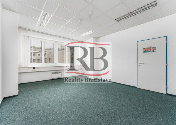 Kancelárske priestory v centre Starého Mesta, Štúrova ulica-Luxor TOP