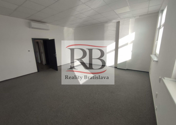 Skladové a kancelárske priestory na Vajnorskej ulici na prenájom, Bratislava III TOP