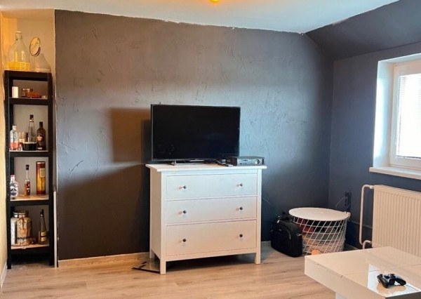 Priestranný 4-izbový byt alebo kancelárske priestory – 120 m² s parkovaním