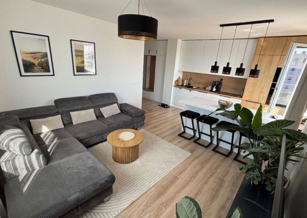 Na prenájom 3izbový byt s balkónom Ovocné sady, ulica Ivanská cesta