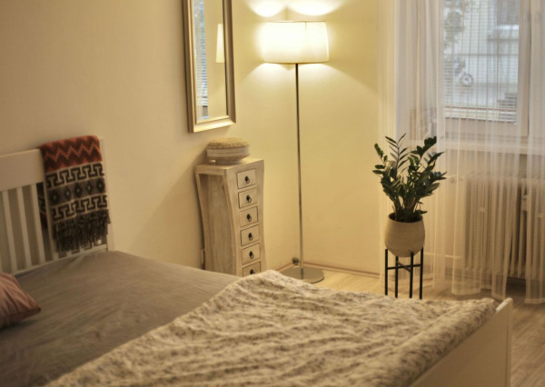 Štýlový 2-izbový byt na prenájom v srdci Ružinova – Ružová dolina TOP