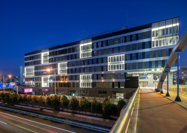 EINPARK reprezentatívne priestory na prenájom, Einsteinova – Petržalka