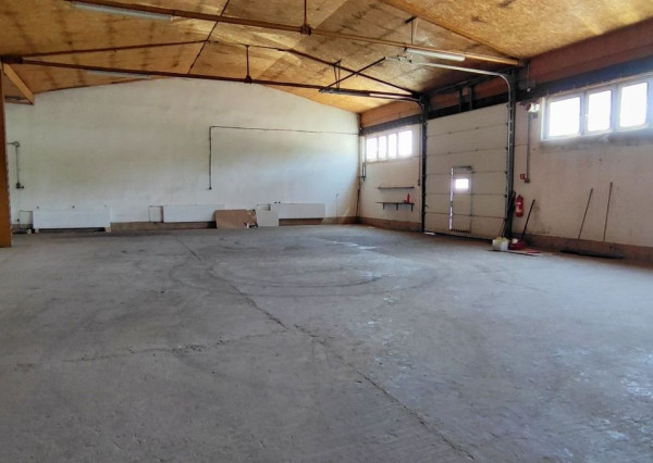  Sklad, Nové Mesto nad Váhom