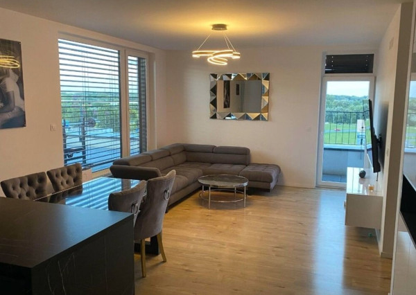 Exkluzívny byt na predaj: 132 m², terasa, sauna, Petržalka – Slnečnice