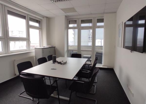 Administratívny celok 4 kancelárií 200m2, s terasou a parkovaním, Račianska ulica, BA3