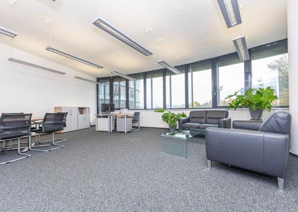 Priestory vhodné na jógu, pilates či telocvičňu v blízkosti ŽST Petržalka