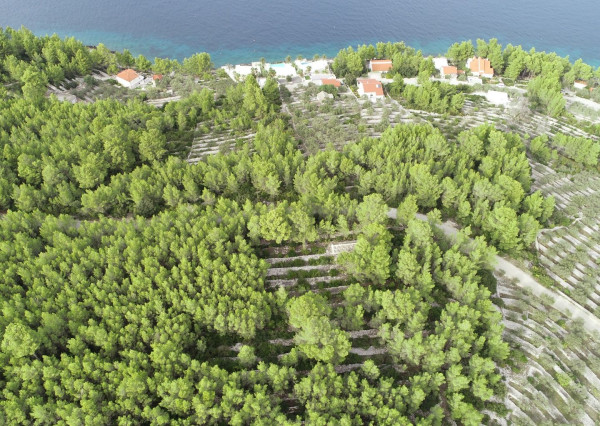 Pozemok s nehnuteľnosťou a výhľadom na more, Prigradica, ostrov Korčula