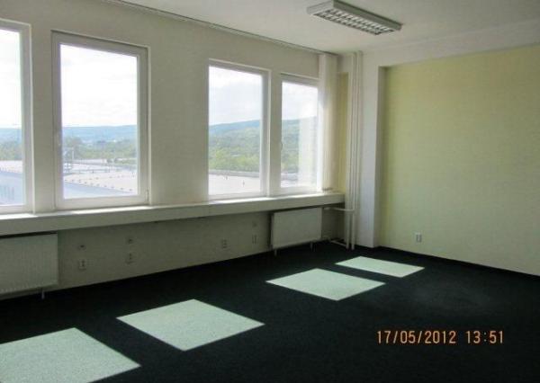 Kancelárske priestory, Rybničná, Bratislava III