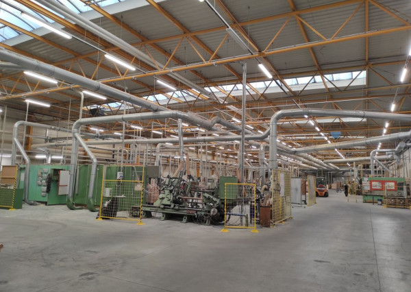 8.273m2 skladovo-výrobná hala s možnosťou 735m2 administratívy na prenájom, DUNAJSKA STREDA