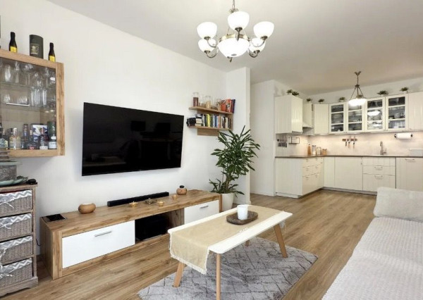 Moderný byt na prenájom, nachádza sa na ulici Zuzany Chalupovej v Bratislave V TOP