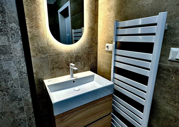 Exkluzívne administratívne priestory na prenájom,  vhodné aj na služby, 31-268 m2, Trenčín – Centrum