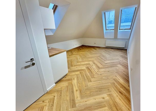 Exkluzívne administratívne priestory na prenájom,  vhodné aj na služby, 31 m2, Trenčín – Centrum