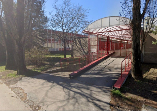 Priestranná garáž na prenájom na Chlumeckého, Bratislava II TOP