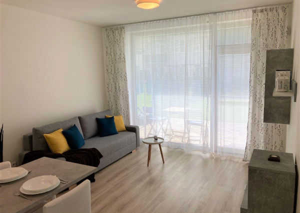 1i byt s terasou a záhradou v novostavbe v obci Miloslavov