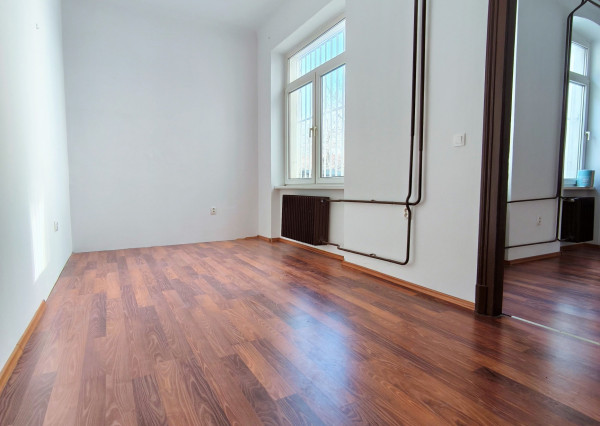 Na prenájom atraktívny obchodný priestor - ul. Šancova, Bratislava I