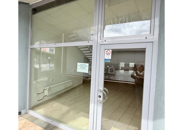 Prenájom obchodných priestorov v top frekventovanej lokalite - Bratislava – Nové Mesto 