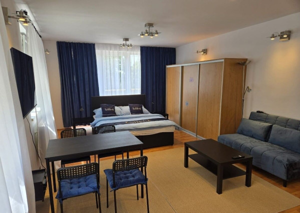 Na prenájom krásny, priestranný a svetlý Apartmán situovaný v tichej lokalite, Bratislava I TOP