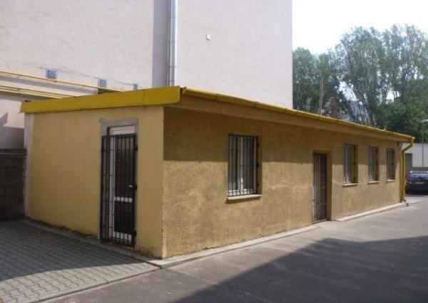 Samostatný skladovo-obchodný priestor s kanceláriou a parkovaním, 67,5m2, BAII - Ružinov
