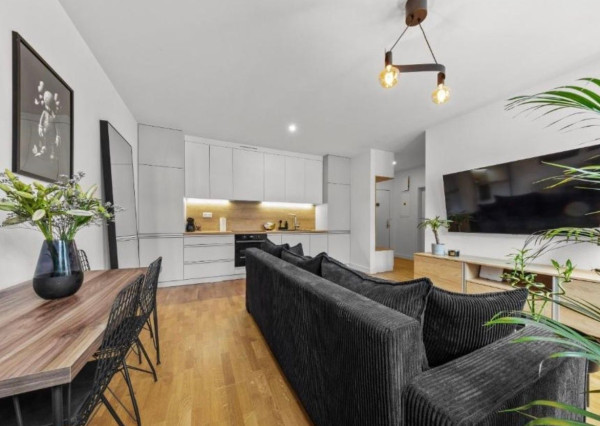 Na prenájom moderný, kompletne zariadený 2-izbový apartmán v novostavbe 