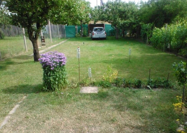 Na predaj záhradná chata vo Vajnoroch 