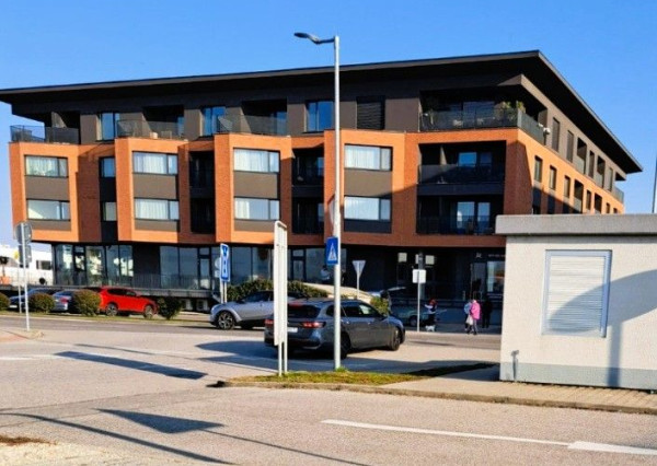 Na predaj 1-izbový byt s loggiou v kvalitnej a modernej stavbe Átrium v srdci Rovinky