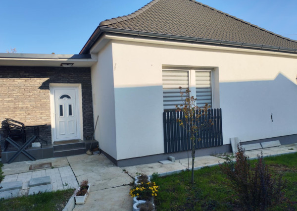 Na predaj kompletne zrekonštruovaný 3-izbový rodinný dom 