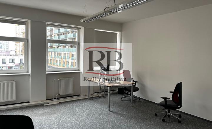 Celok kancelárií v blízkosti Klientskeho centra, Trnavská cesta, 310m2 - fotografia 5