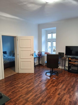 Na prenájom priestranný dvojizbový byt na Kalinčiakovej ulici - fotografia 12