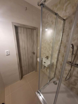 Zrekonštruovaný 3-izbový byt s lodžiou na predaj – Petržalka, Bzovícka ulica - fotografia 13