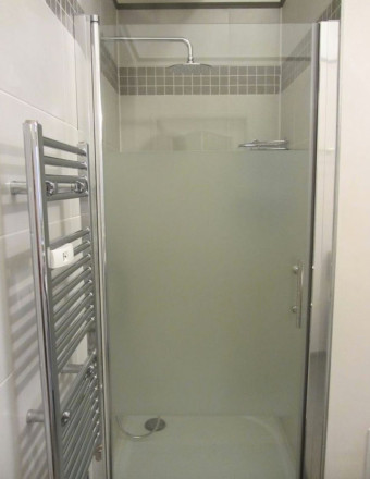 Priestranný 4+1 byt (110 m²) s dvoma balkónmi a 3-metrovými stropmi v srdci Starého Mesta - fotografia 10