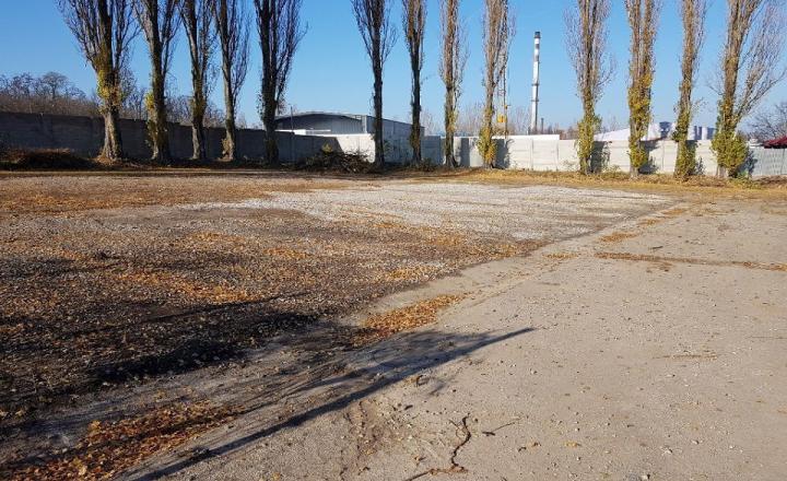 vonkajšia spevnená plocha v Nitre - fotografia 1