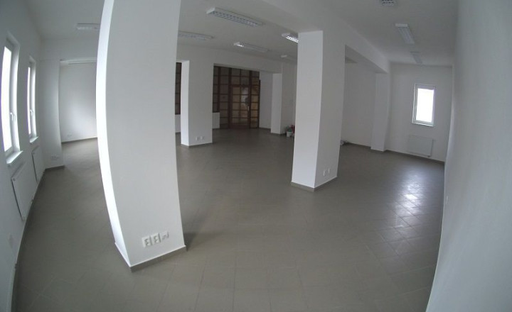 Obchodné a kancelárske priestory v centre Nitry, pešia zóna