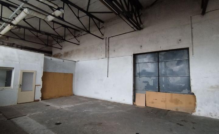 Skladový priestor na prenájom,150m2, Priemyselná ulica,Galanta - fotografia 1