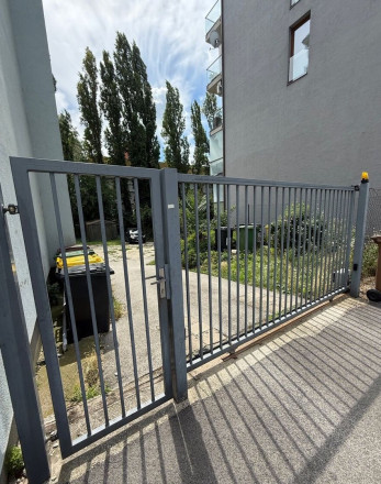 Na predaj parkovacie státie na ulici Klincová, Ružinov - fotografia 2